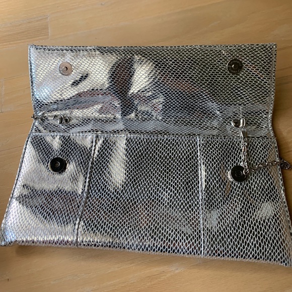 Brand new clutch - Picture 4 of 4